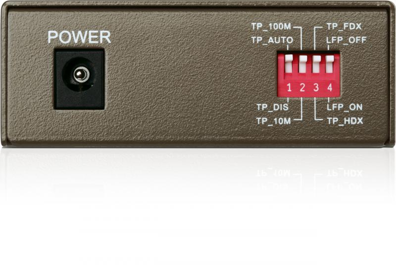 "Omada 10/100 Mbps RJ45 to 100 Mbps Single-mode SC WDM - imagine 4